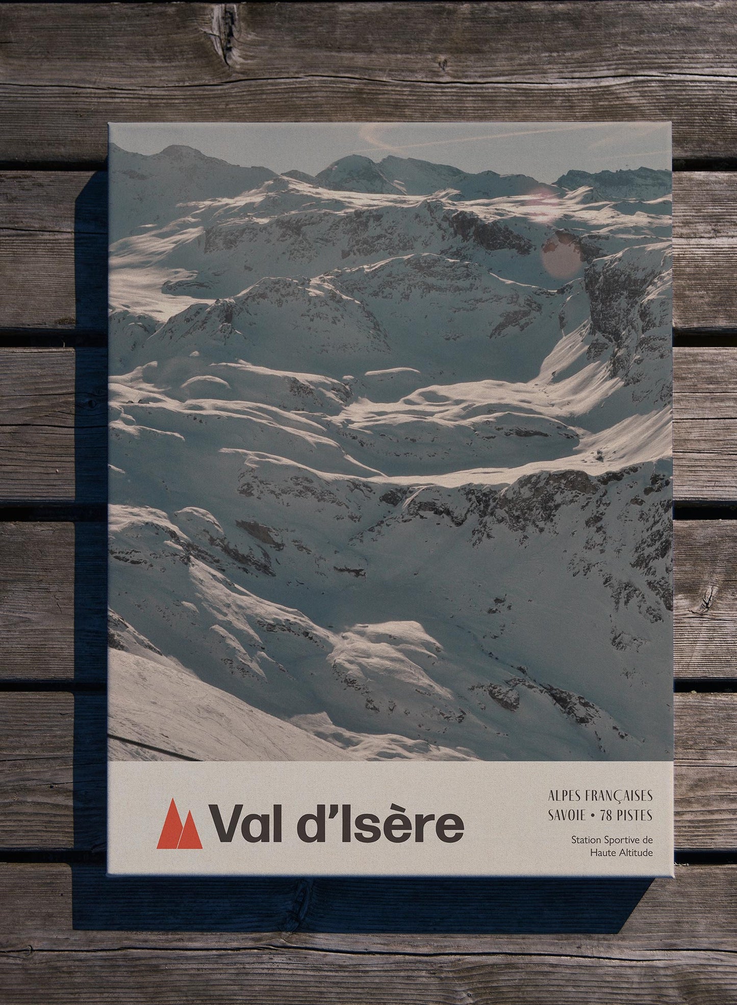 Happy in Valdi, Canvas