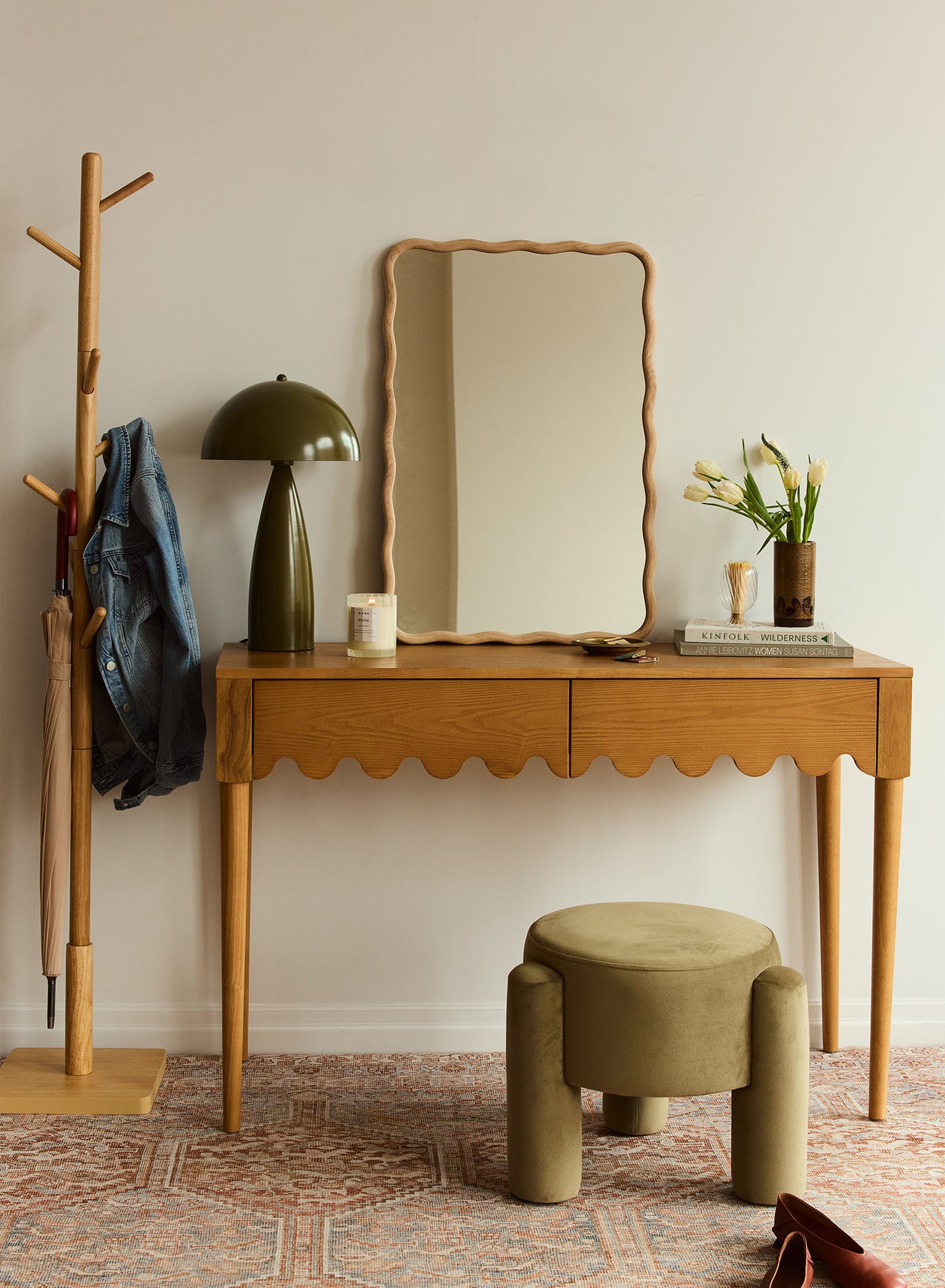 Petit miroir ondulé Ocean – Naturel, cadre en chêne, 20x30 po | 51x76 cm